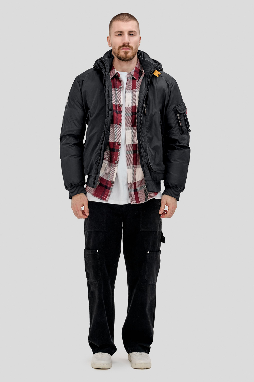 Vektor bomber, Black